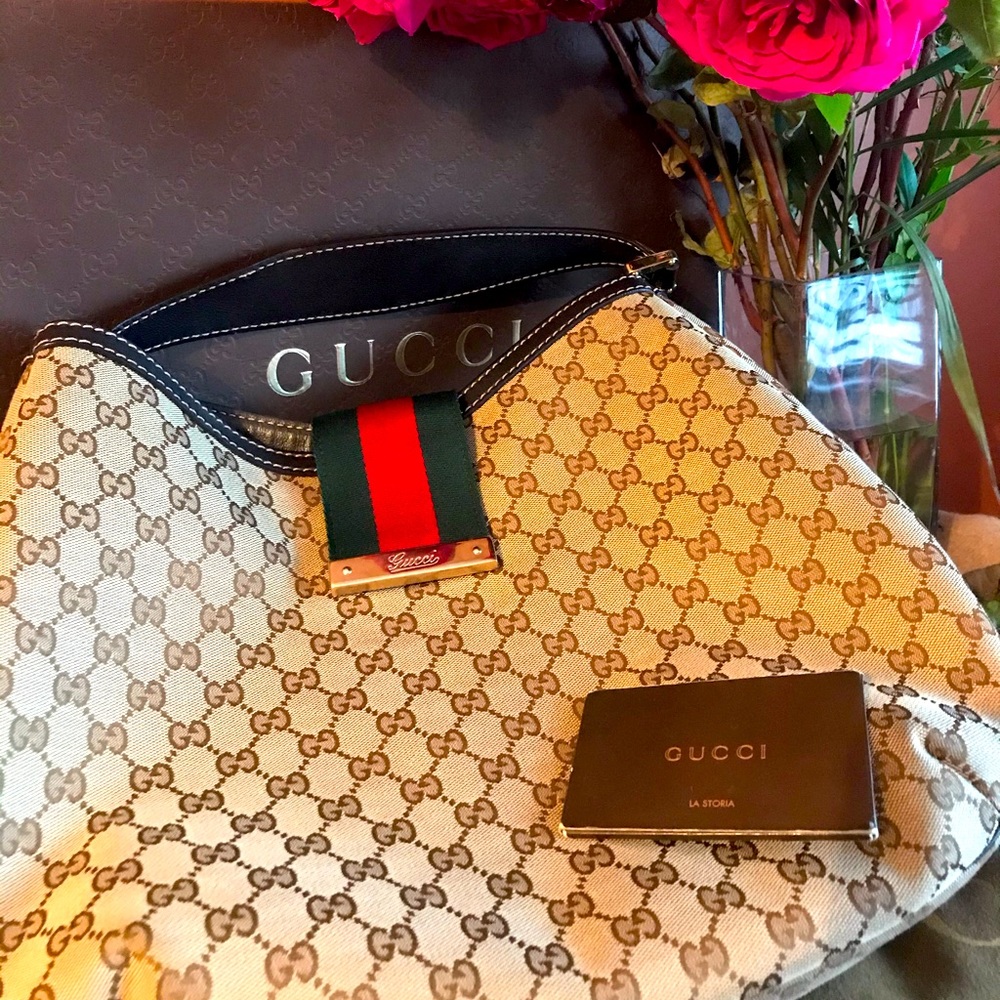 GUCCI MONOGRAM GG CANVAS HOBO WITH SIGNATURE TRIM